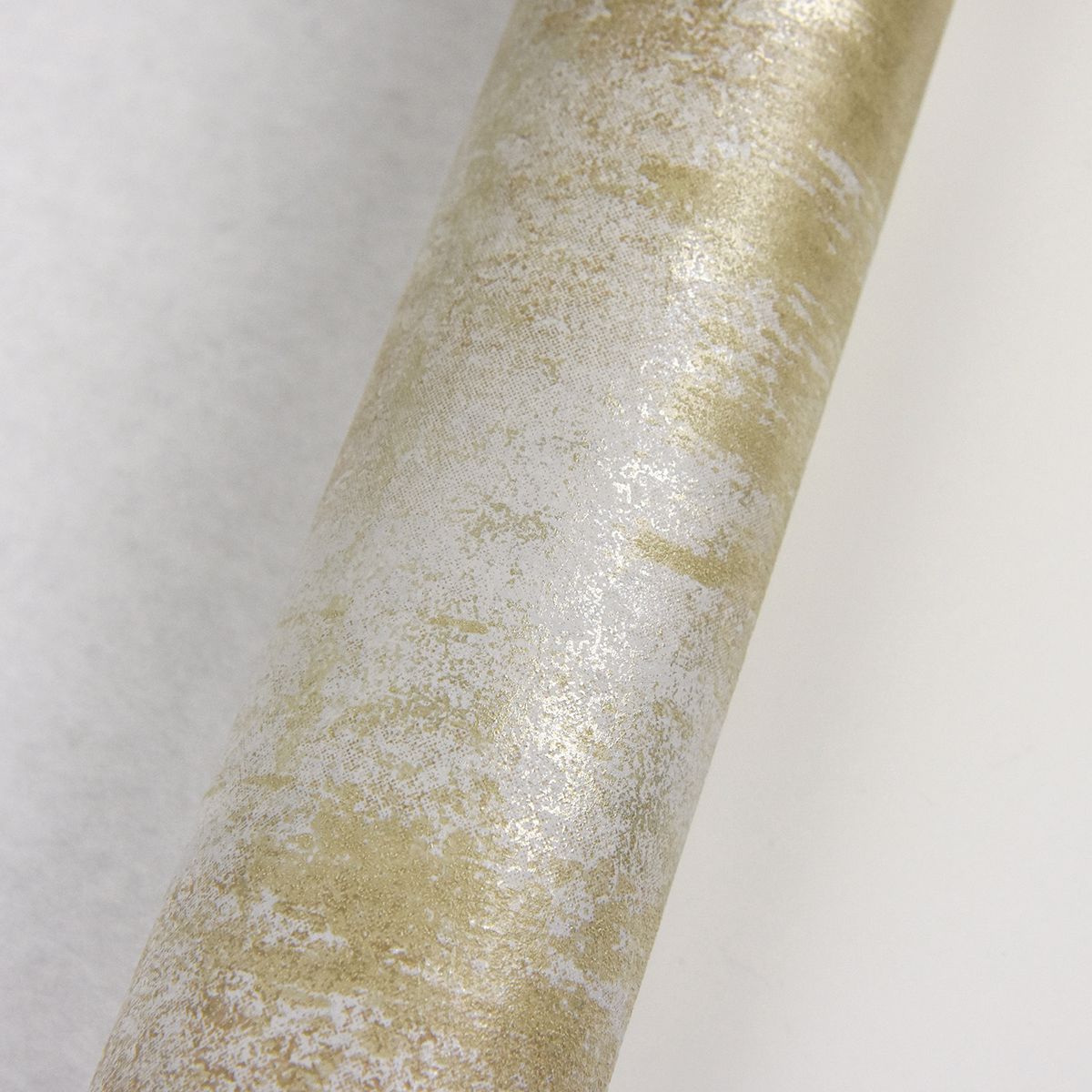 maverick-champagne-texture-wallpaper-york-wallcoverings-awmlc-122 - York Wallcoverings Wallpaper