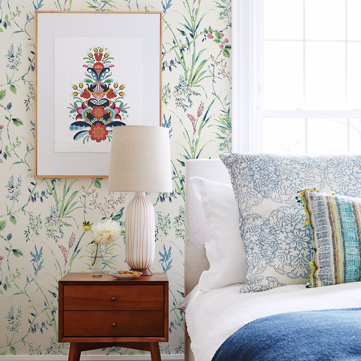 mariko-green-botanical-wallpaper-york-wallcoverings-uw25887 - York Wallpaper Wallpaper