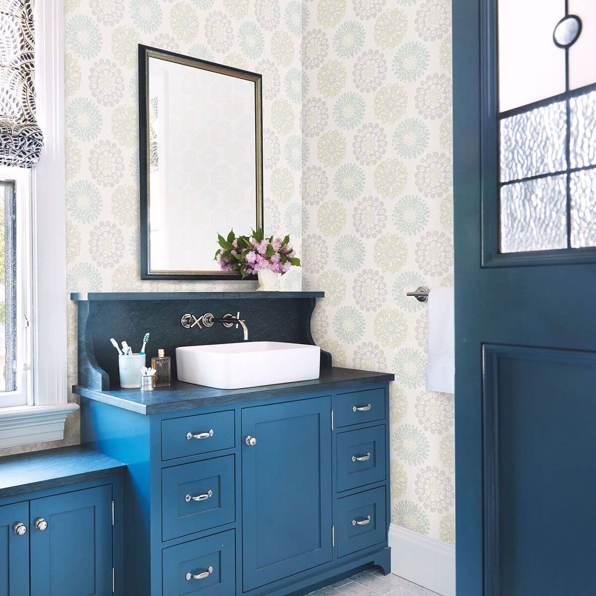 sunkissed-light-green-green-floral-wallpaper-york-wallcoverings-3120-13704 - York Wallpaper Wallpaper