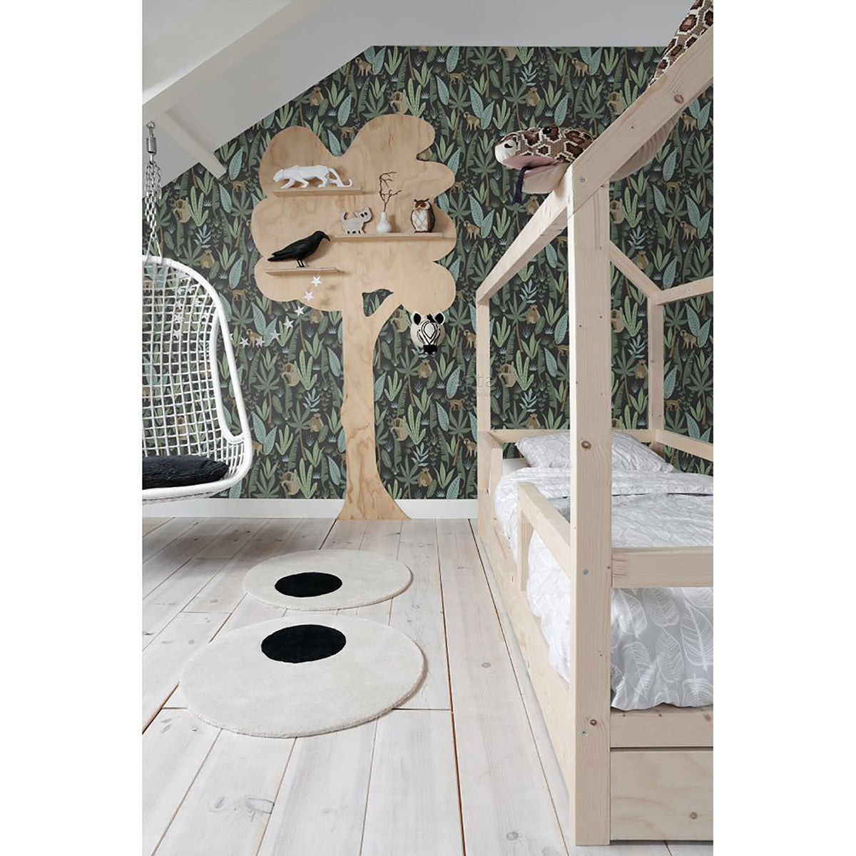 macaque-dark-green-monkeys-wallpaper-york-wallcoverings-dd139074 - York Wallcoverings Wallpaper