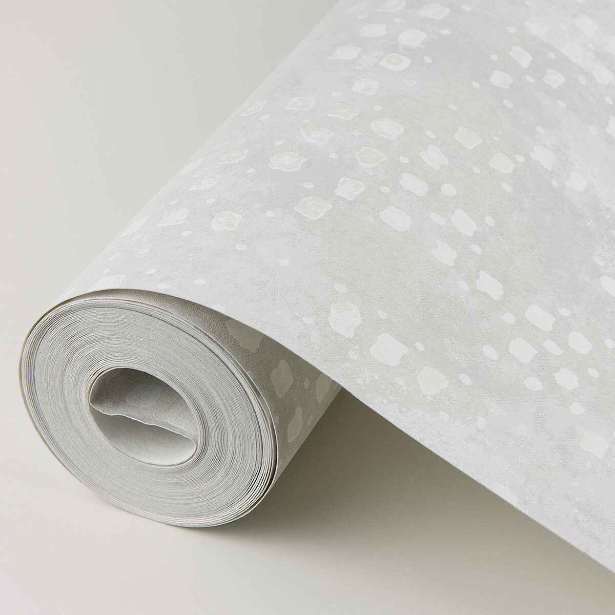 Felsic Platinum Studded Cube Wallpaper - York Wallcoverings - 4019-86412 - York Wallcoverings Wallpaper