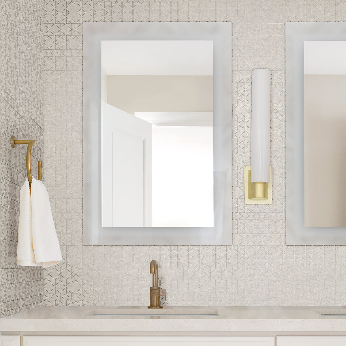 paititi-rose-gold-diamond-trellis-wallpaper-york-wallcoverings-4019-86436