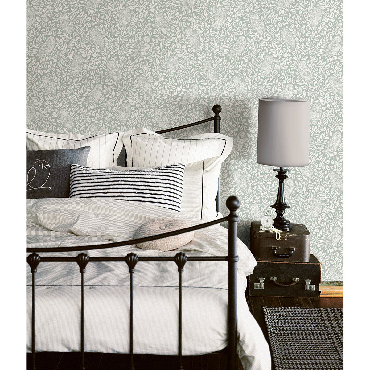 parliament-seafoam-owl-wallpaper-york-wallcoverings-3123-12414