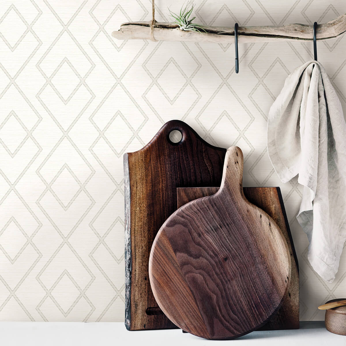 blaze-taupe-trellis-wallpaper-york-wallcoverings-3123-12423 - York Wallcoverings Papel pintado
