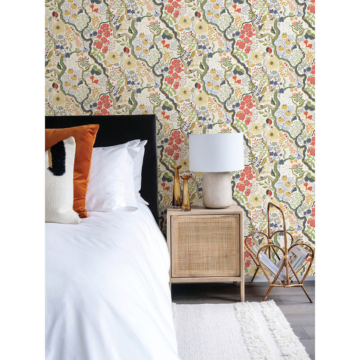 ann-green-floral-vines-wallpaper-york-wallcoverings-2932-65102 - York Wallpaper Wallpaper