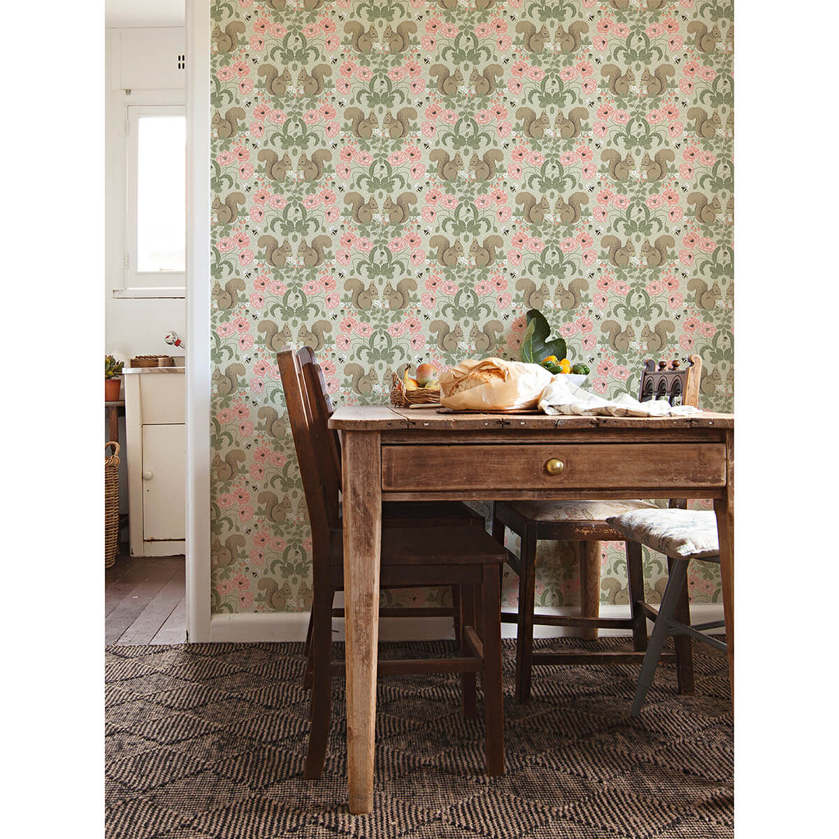 kurre-pink-woodland-damask-wallpaper-york-wallcoverings-2999-44120 - York Wallcoverings Papel pintado