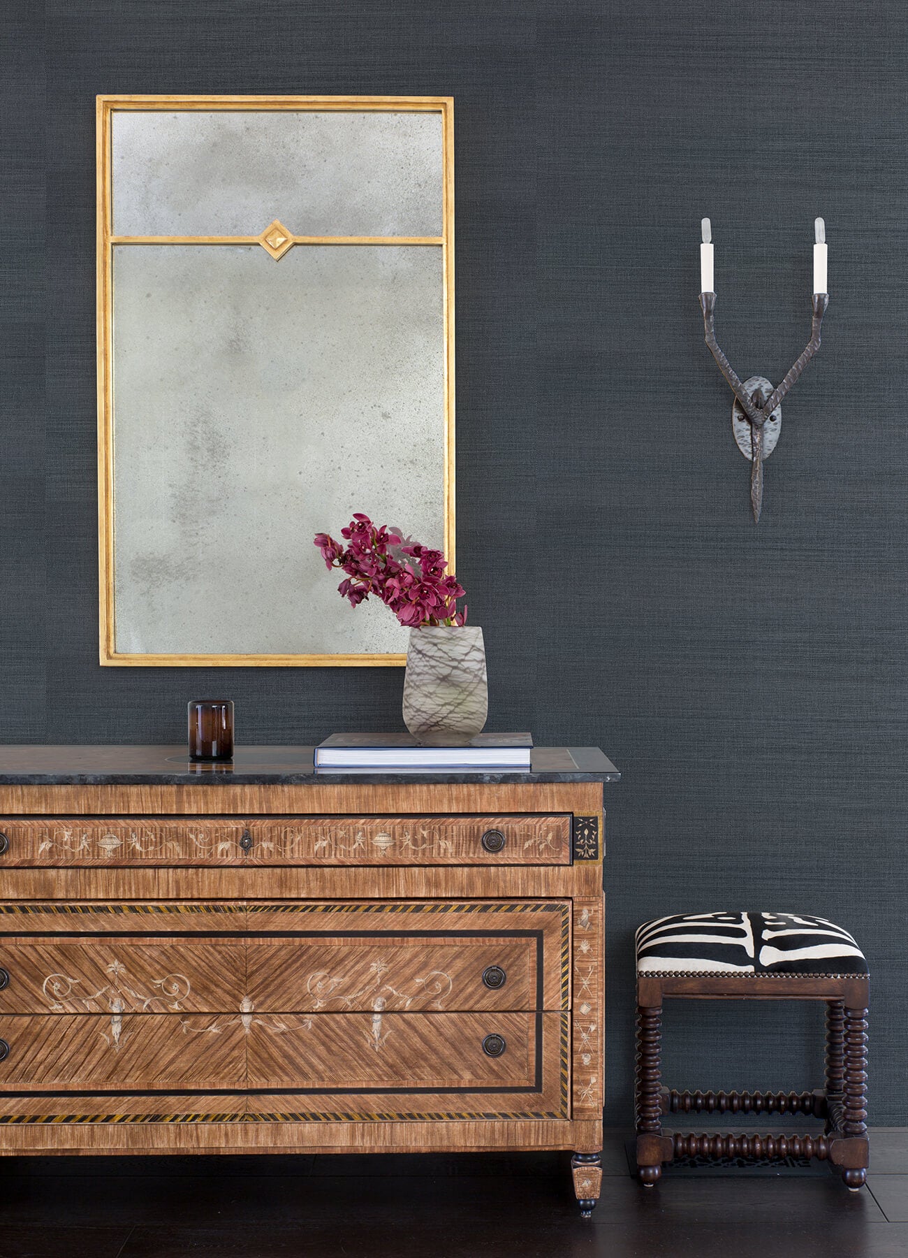 victoria-indigo-sisal-grasscloth-wallpaper-york-wallcoverings-2923-80015 - York Wallpaper Wallpaper