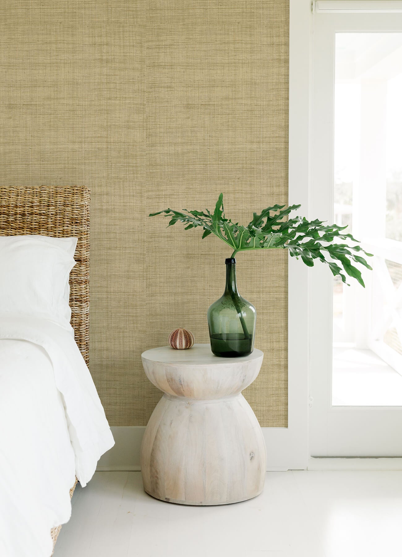 cheng-wheat-woven-grasscloth-wallpaper-york-wallcoverings-2923-88014 - York Wallcoverings Wallpaper