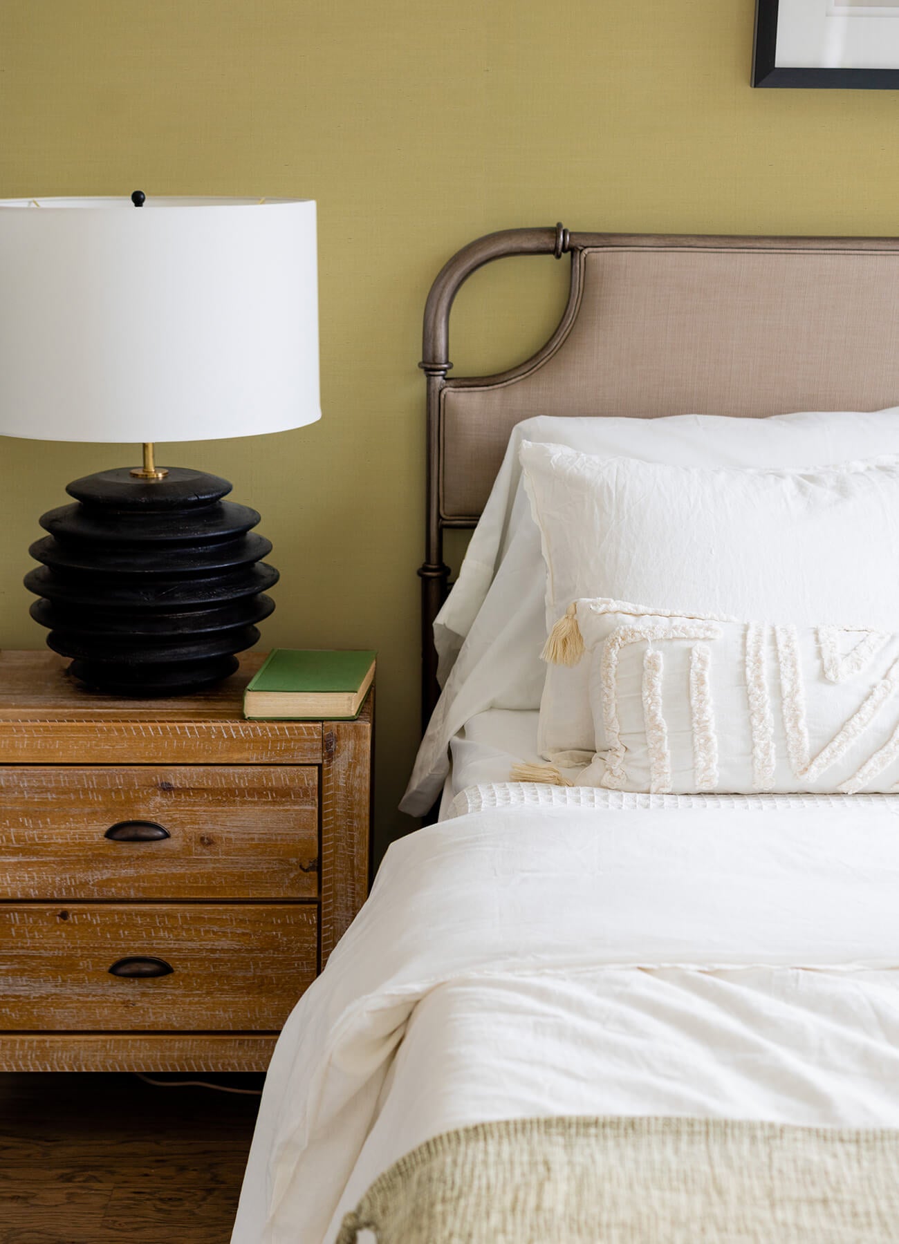 yunri-light-yellow-sisal-grasscloth-wallpaper-york-wallcoverings-2923-88051 - York Wallpaper Wallpaper