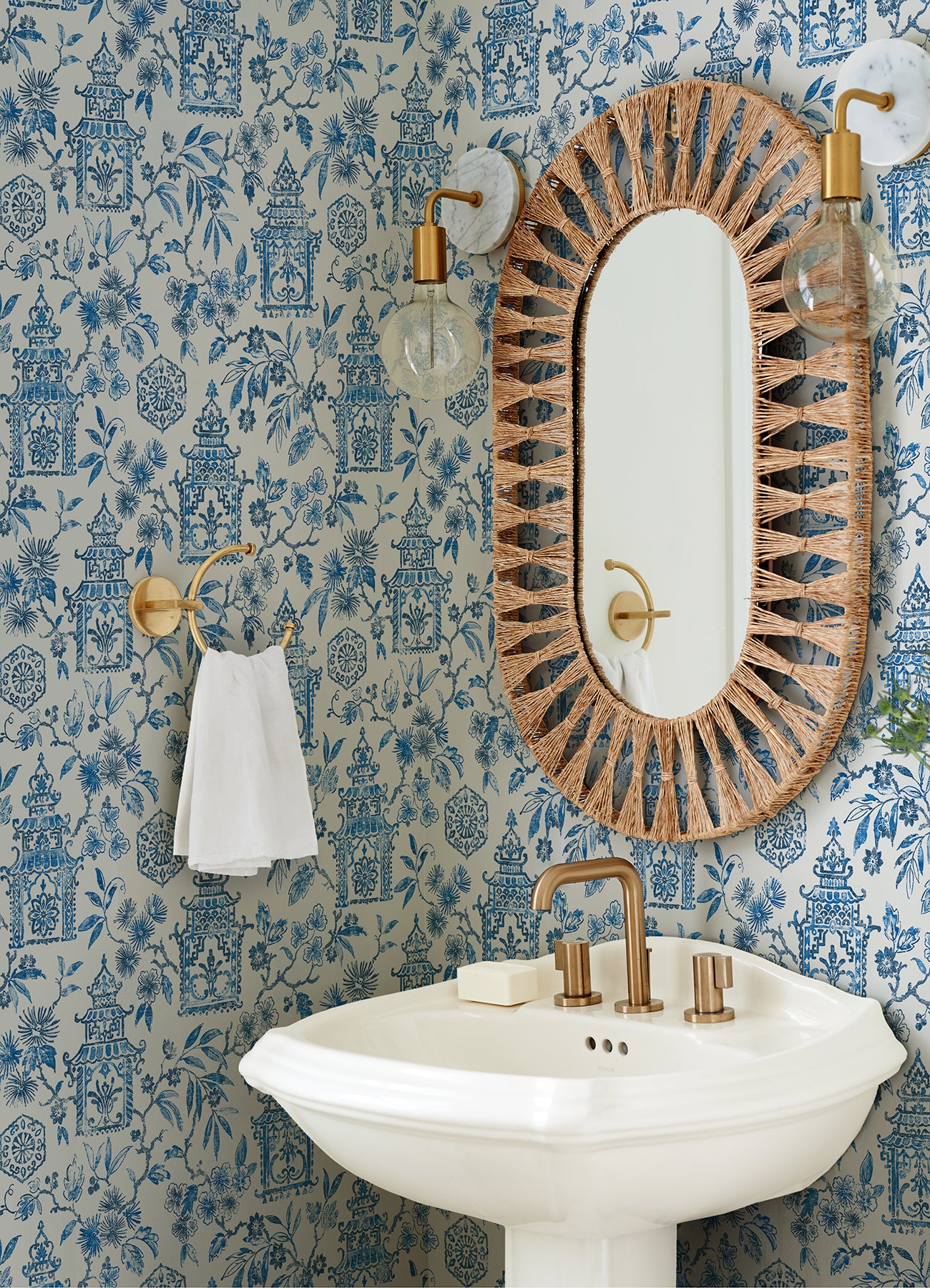 helaine-blue-pagoda-wallpaper-york-wallcoverings-4081-26310