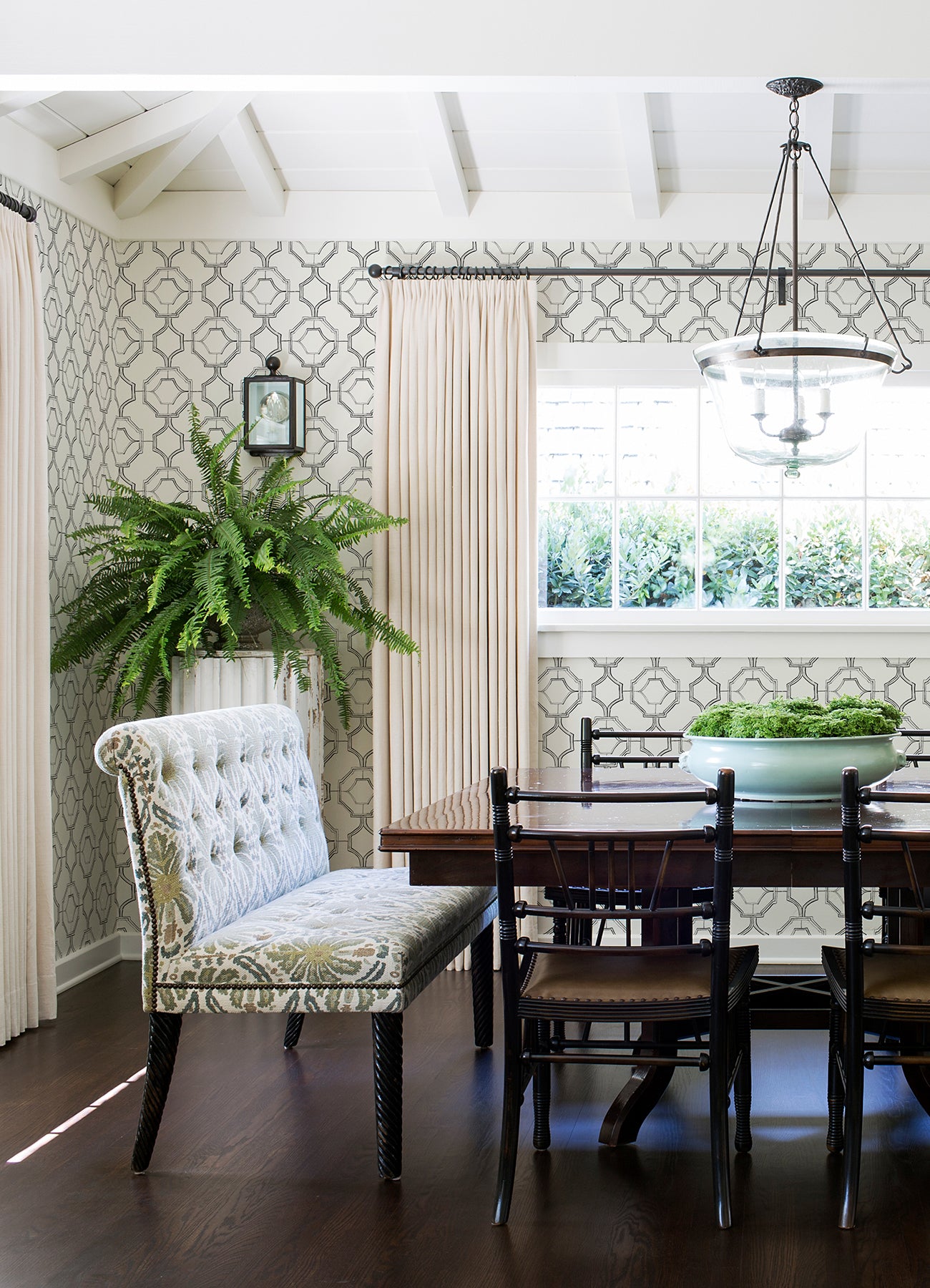 gallina-charcoal-trellis-wallpaper-york-wallcoverings-4081-26315