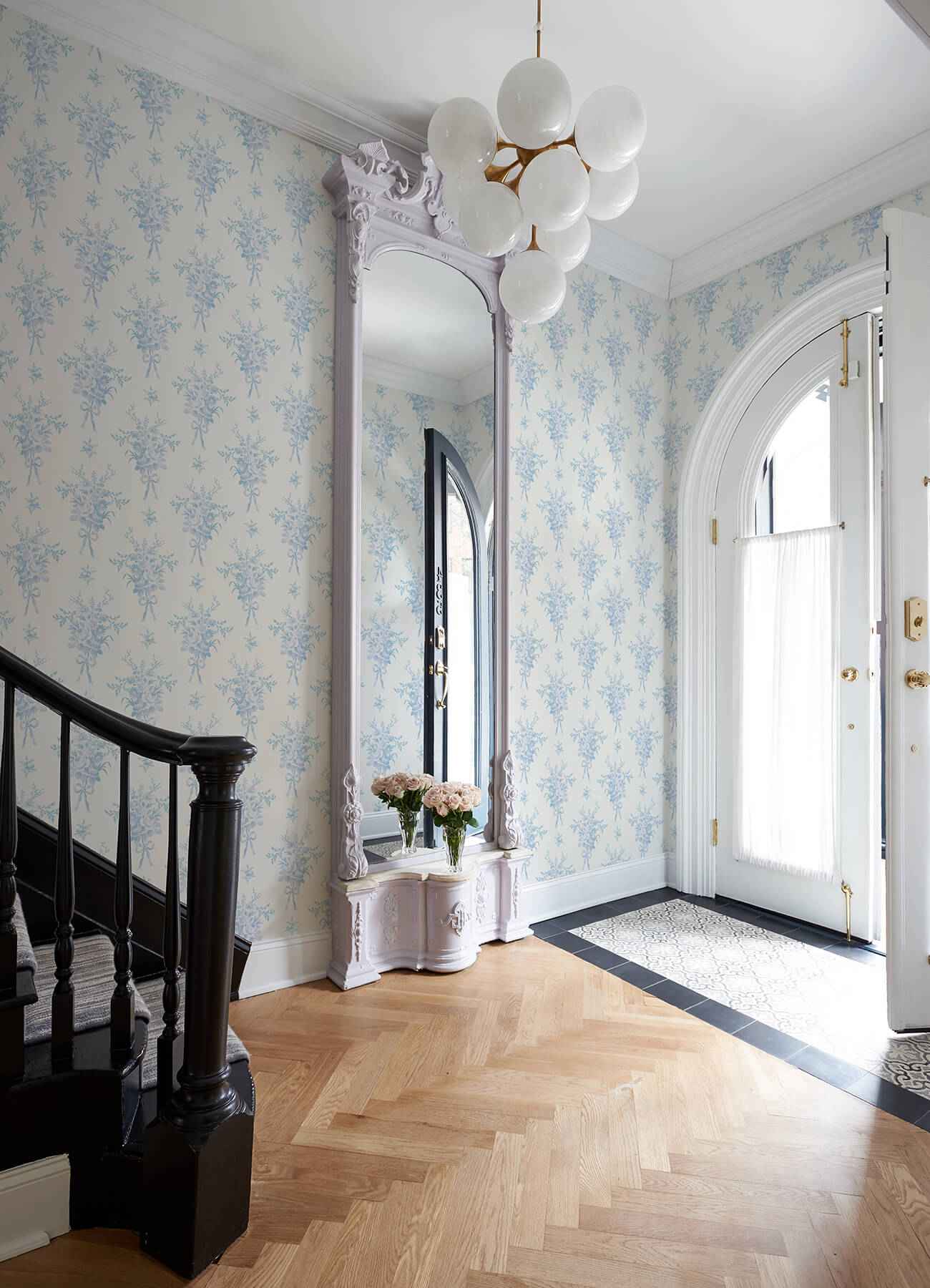 Rosie Arrangements Icey Winters Bouquet Toss Wallpaper - York Wallcoverings - AST4651 - York Wallcoverings Wallpaper