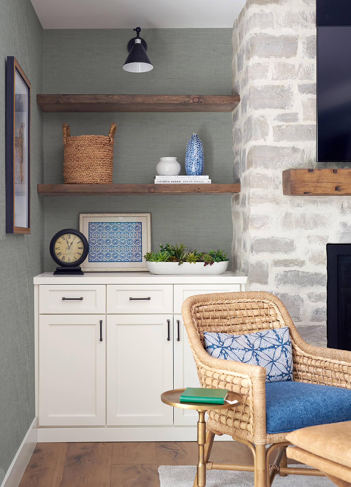 agave-grey-faux-grasscloth-wallpaper-york-wallcoverings-3124-24279 - York Wallcoverings Wallpaper