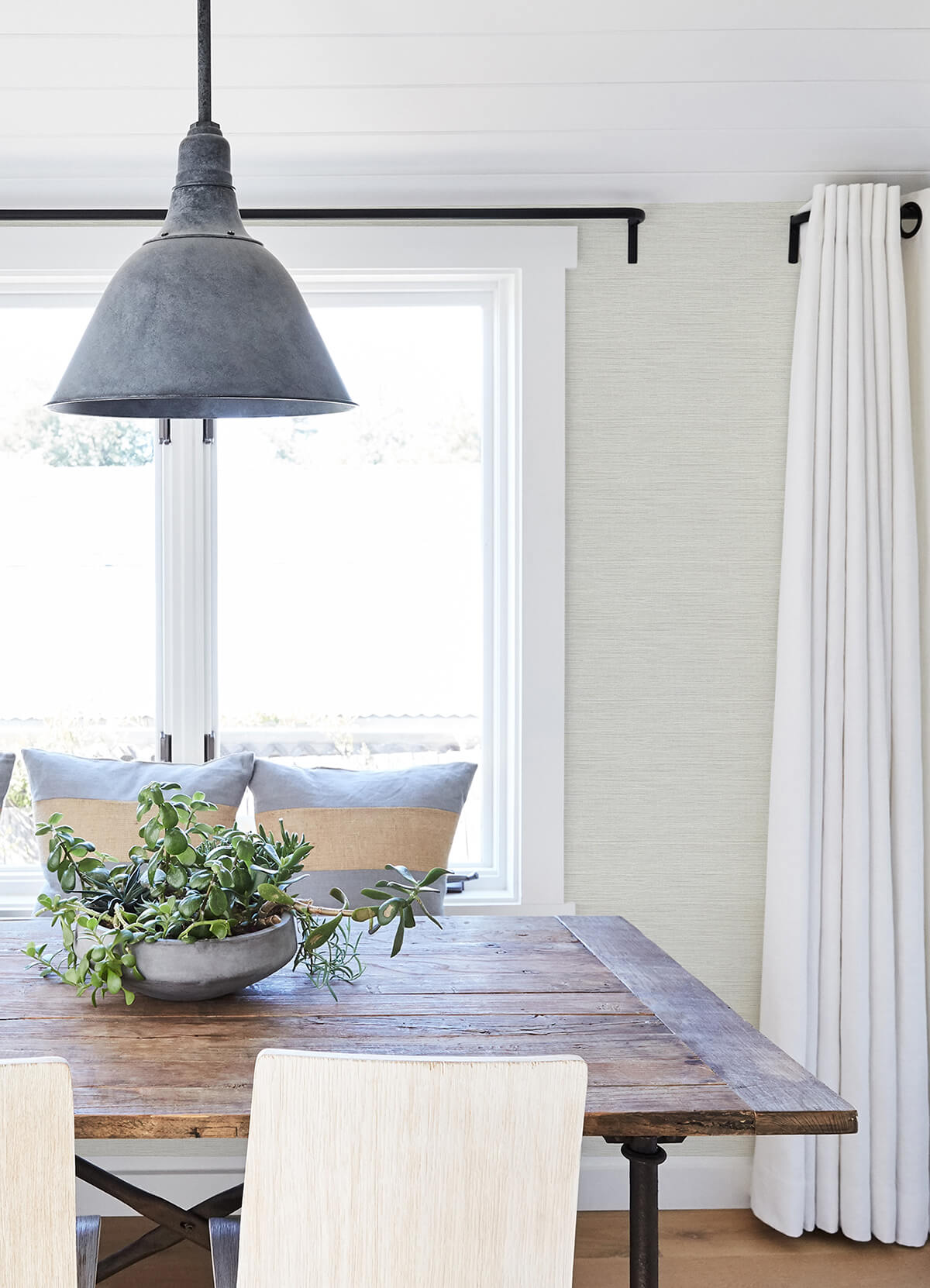 agave-light-grey-faux-grasscloth-wallpaper-york-wallcoverings-3124-24281 - York Wallcoverings Wallpaper
