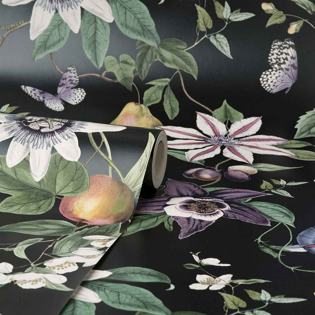 Sierra Black Floral Wallpaper - York Wallcoverings - FD43060 - York Wallcoverings Wallpaper