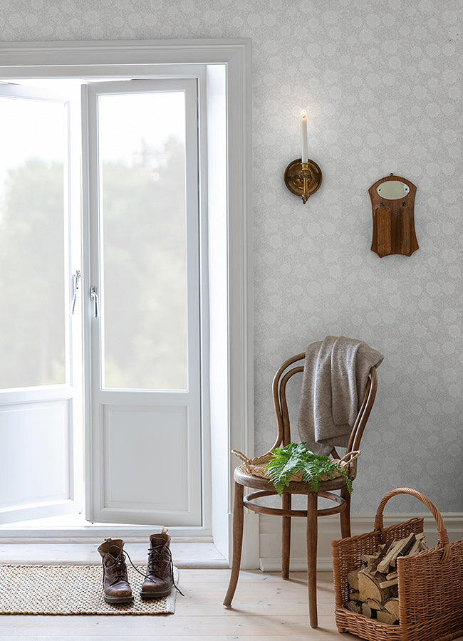 lizette-light-grey-charming-floral-wallpaper-york-wallcoverings-4080-15908