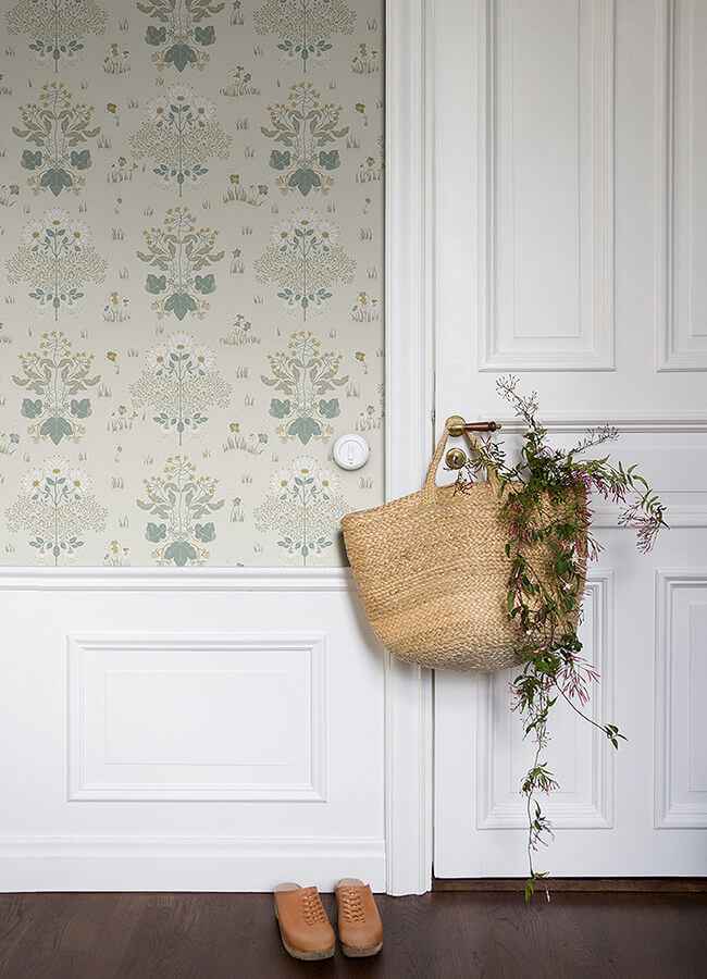 Elda Light Blue Delicate Daisies Wallpaper - York Wallcoverings - 4080-83131 - York Wallcoverings Wallpaper