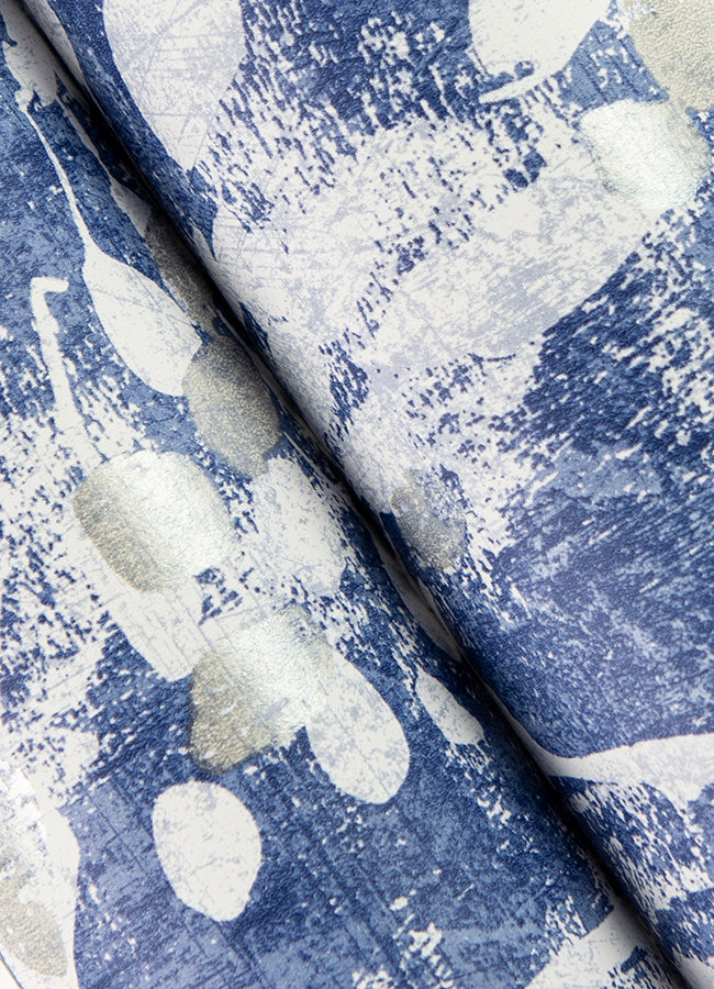 dori-blue-painterly-floral-wallpaper-york-wallcoverings-2980-26187 - York Wallcoverings Wallpaper
