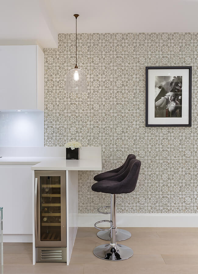 izeda-taupe-floral-tile-wallpaper-york-wallcoverings-2980-26195 - York Wallcoverings Wallpaper