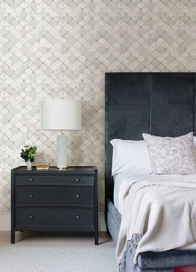 Pilak Silver Ogee Tile Wallpaper - York Wallcoverings - 4105-86608 - York Wallcoverings Wallpaper