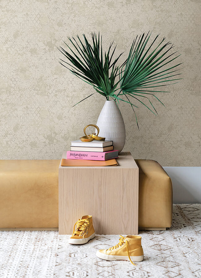zilarra-pearl-abstract-snakeskin-wallpaper-york-wallcoverings-4105-86615 - York Wallcoverings Wallpaper