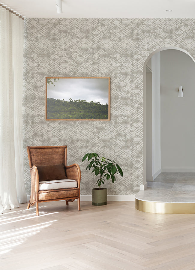 helene-silver-glitter-geometric-wallpaper-york-wallcoverings-4105-86620