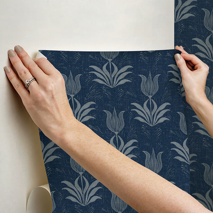 navy-parrot-tulip-peel-and-stick-wallpaper-york-wallcoverings-jhs5034 - York Wallcoverings Wallpaper