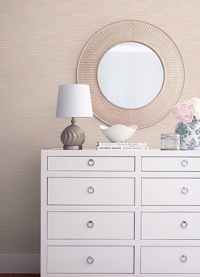 galyn-rose-gold-pearlescent-wave-wallpaper-york-wallcoverings-4121-72208 - York Wallcoverings Papel pintado