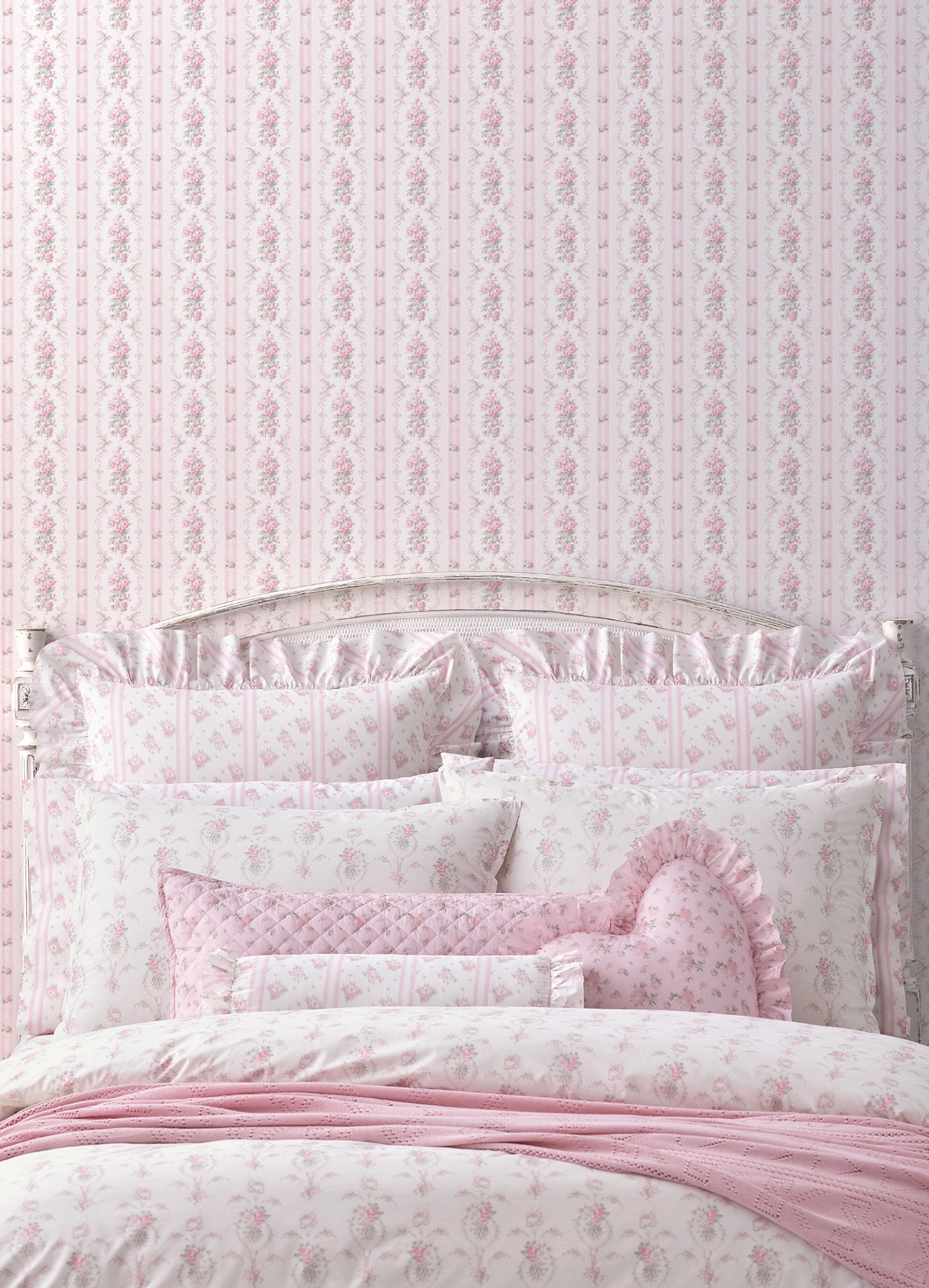 dreamy-days-pink-parfait-stripe-floral-wallpaper-york-wallcoverings-ast6086