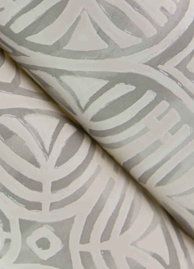 Sandee Grey Medallion Wallpaper - York Wallcoverings - 3125-72313