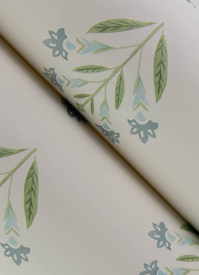 kova-aquamarine-floral-crest-wallpaper-york-wallcoverings-3125-72351