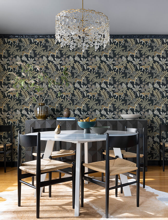 caspian-charcoal-jungle-prowl-wallpaper-york-wallcoverings-4146-27249 - York Wallcoverings Wallpaper