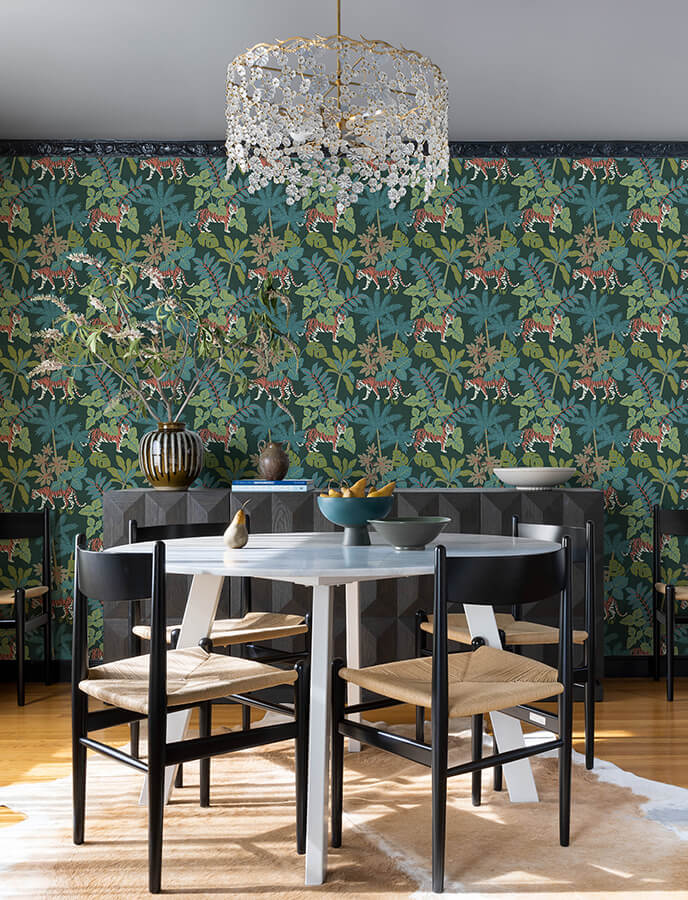caspian-evergreen-jungle-prowl-wallpaper-york-wallcoverings-4146-27251 - York Wallcoverings Wallpaper