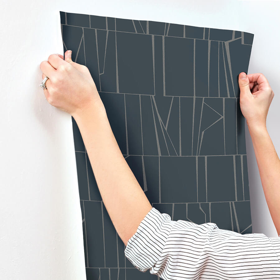 huntington-indigo-geometric-stripe-wallpaper-york-wallcoverings-4155-72821 - York Wallcoverings Wallpaper