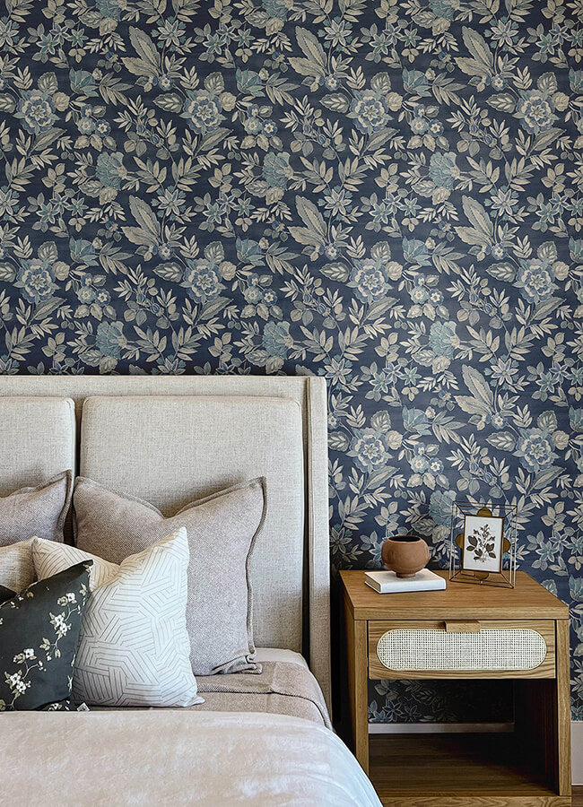 begonia-indigo-floral-trail-wallpaper-york-wallcoverings-4148-27422 - York Wallcoverings Papel pintado