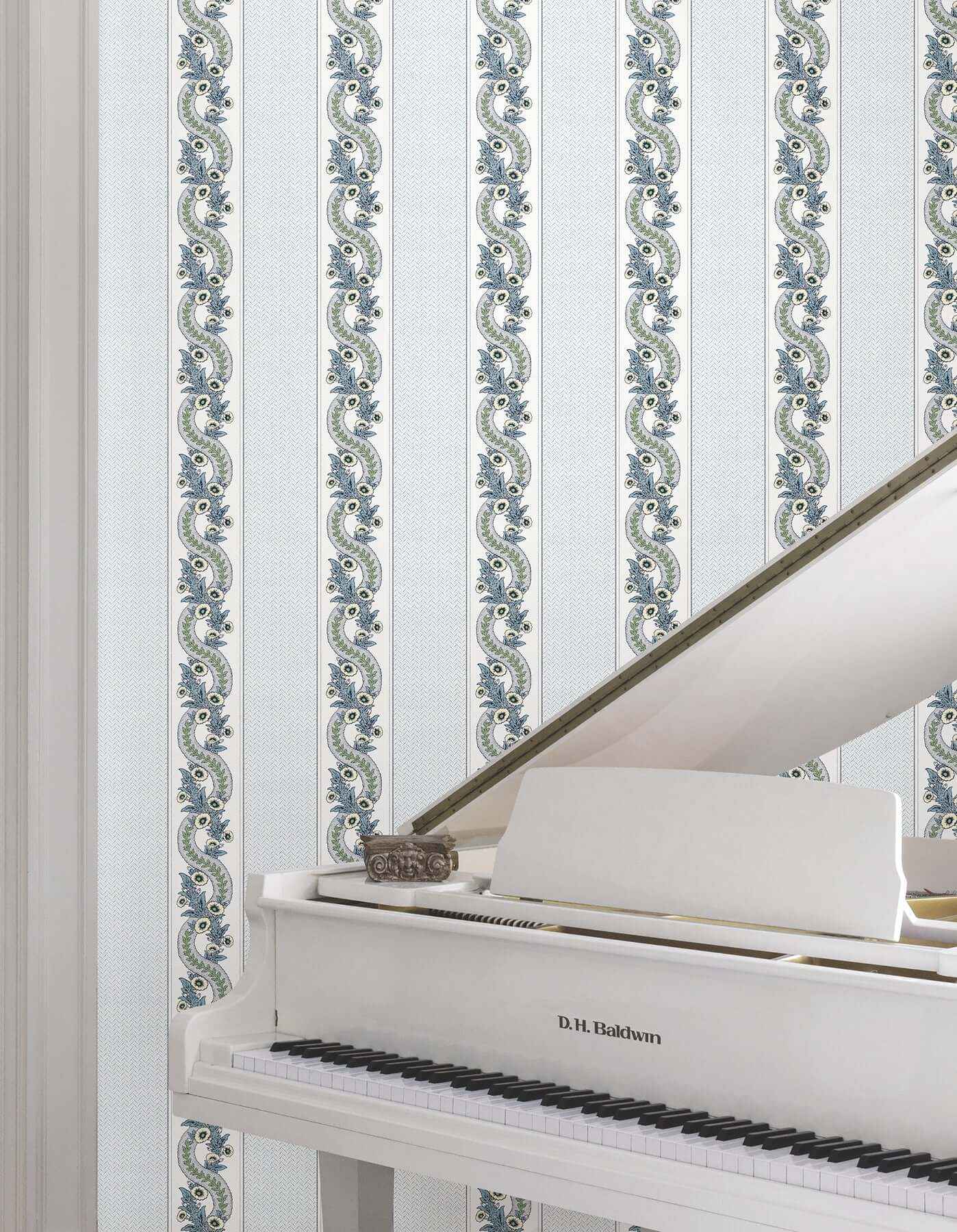 Abbey's Garland Aqua Wallpaper - York Wallcoverings - MX9692 - York Wallcoverings Wallpaper