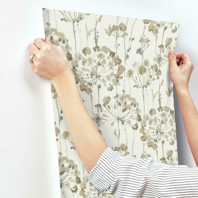 flourish-wallpaper-neutral-york-wallcoverings-cn2103