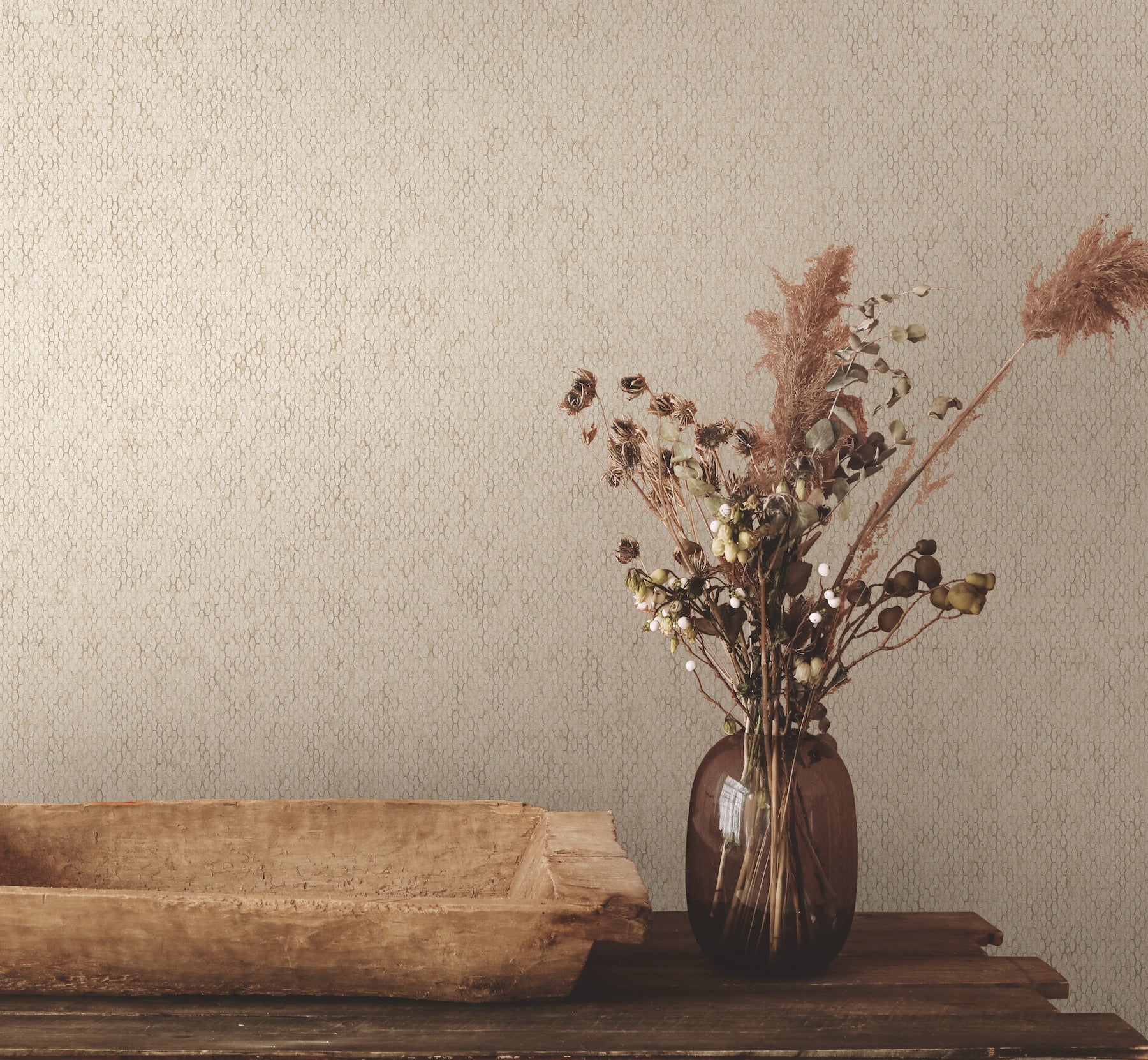 stretched-hexagons-wallpaper-cream-york-wallcoverings-y6231101