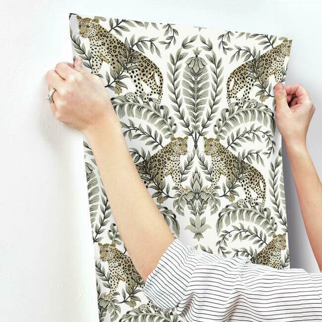 jungle-leopard-wallpaper-whiteblack-york-wallcoverings-kt2202 - York Wallcoverings Wallpaper