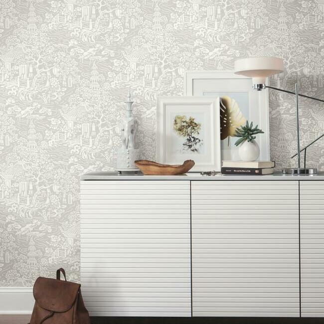 chinoiserie-wallpaper-light-grey-york-wallcoverings-af6573