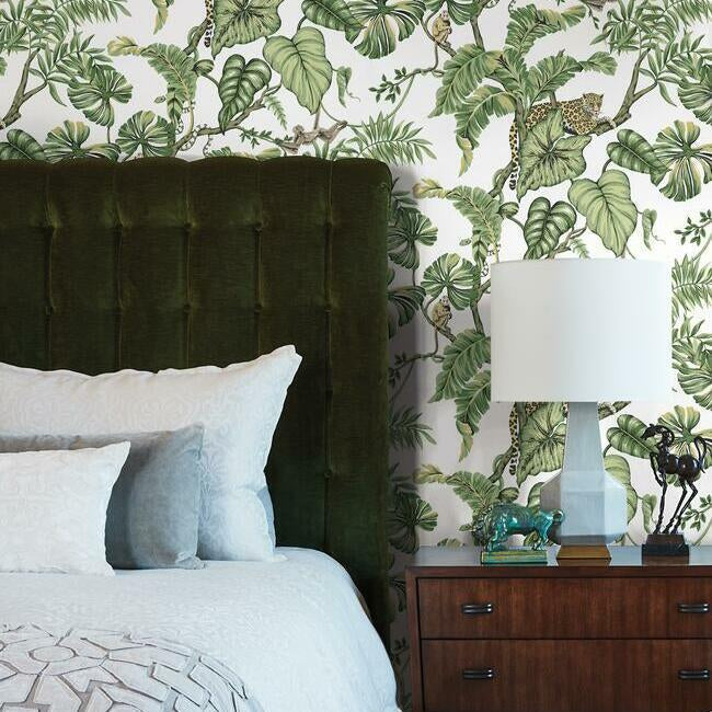 jungle-cat-wallpaper-white-york-wallcoverings-ho2145 - York Wallcoverings Wallpaper