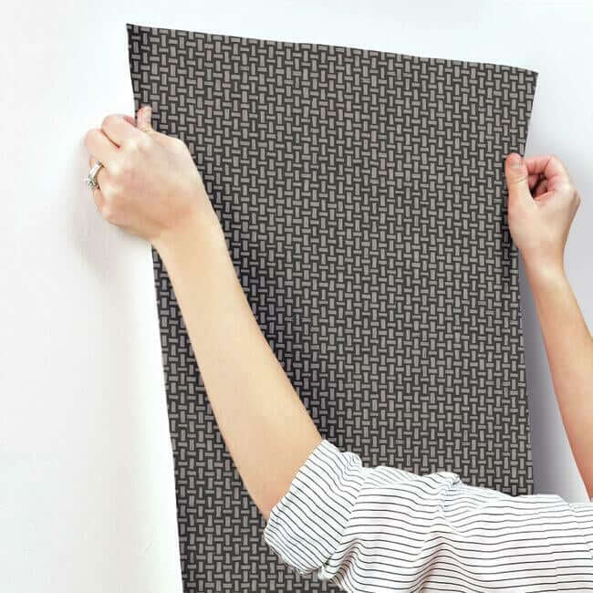 cottage-basket-black-wallpaper-york-wallcoverings-tl1901 - York Wallcoverings Wallpaper
