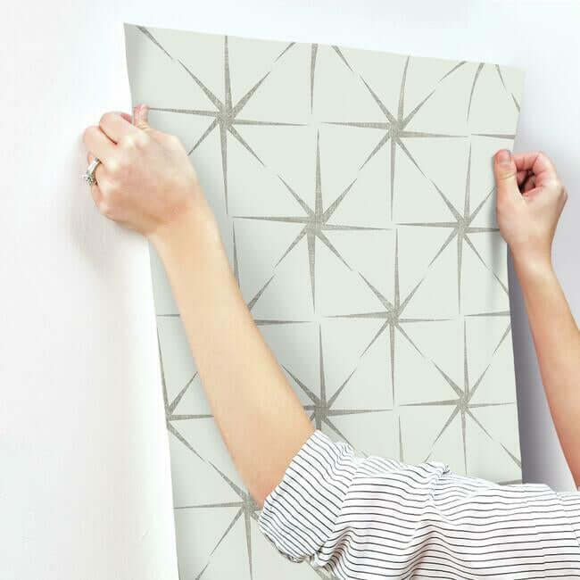 evening-star-silver-wallpaper-york-wallcoverings-gr5943 - York Wallpaper Wallpaper