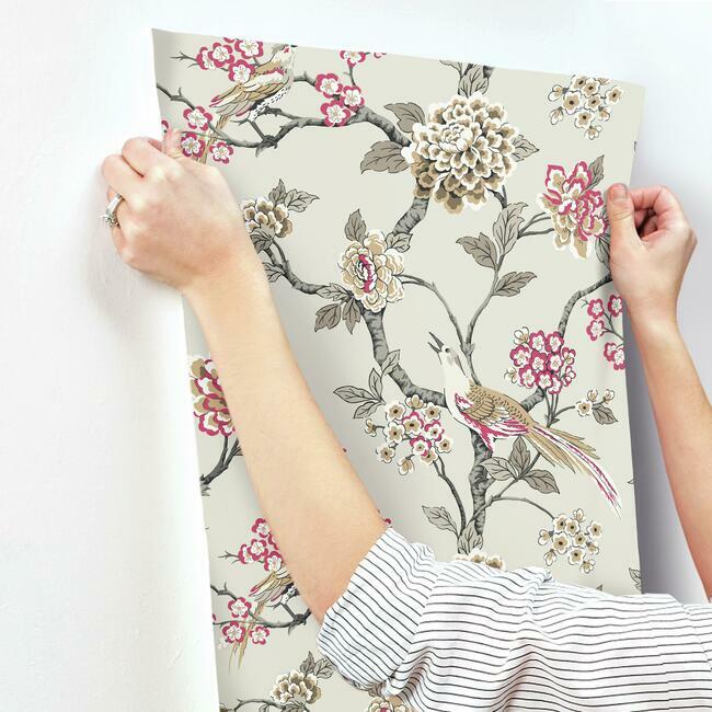 fanciful-wallpaper-taupe-york-wallcoverings-gr5932