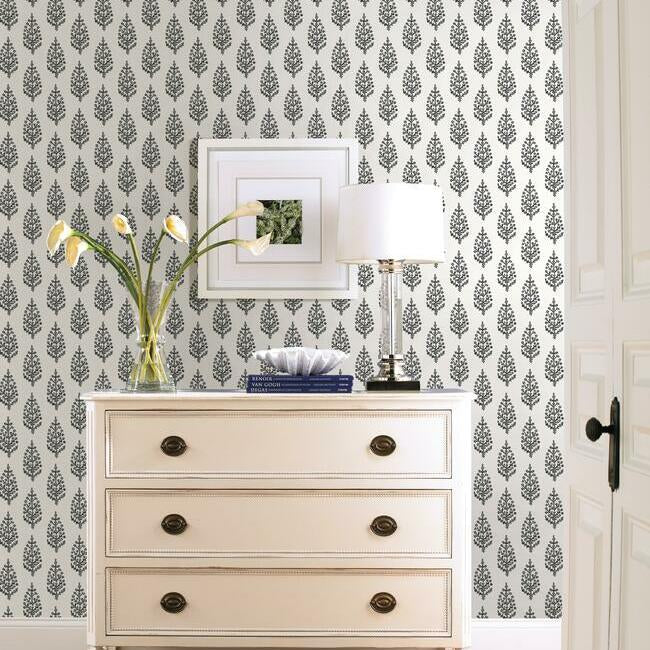 paisley-on-calico-wallpaper-blackwhite-york-wallcoverings-fh4069 - York Wallcoverings Wallpaper