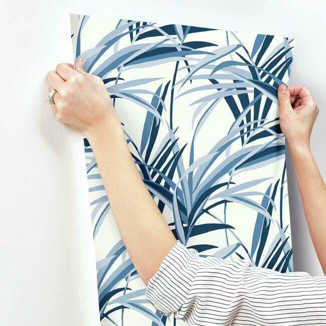 tropical-paradise-wallpaper-blueswhite-york-wallcoverings-tc2602 - York Wallcoverings Wallpaper