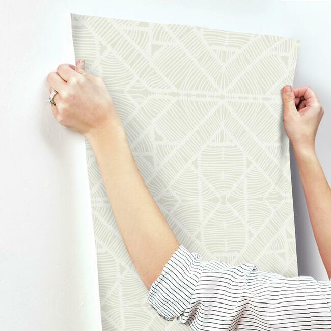 diamond-macrame-wallpaper-beige-york-wallcoverings-tc2702