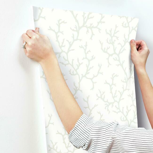 coral-island-wallpaper-white-york-wallcoverings-cv4431 - York Wallcoverings Wallpaper