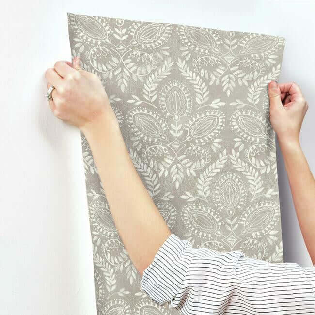 laurel-damask-brown-wallpaper-york-wallcoverings-bo6732 - York Wallpaper Wallpaper