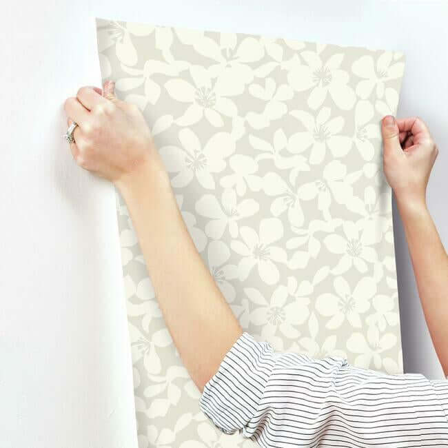 free-spirit-pearl-wallpaper-york-wallcoverings-bo6683 - York Wallcoverings Wallpaper